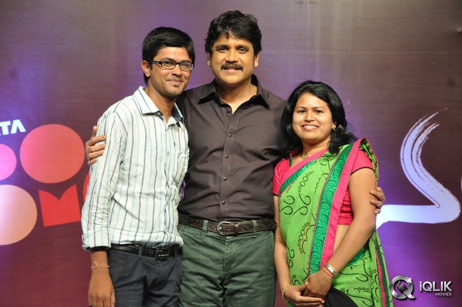 Nagarjuna-Meets-Docomo-Manam-Contest-Winners